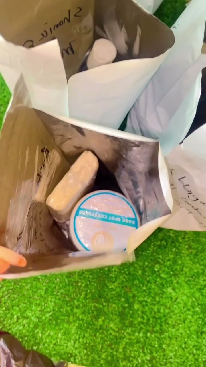 Orders packed by Dolly Face